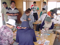 ペットボトルで楽しい風ぐるま作り