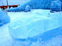 ミニ氷像コンテストに出品したオープンカー
