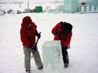 氷ってサァ、硬いよね